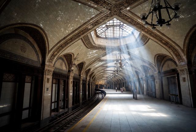 Abandoned City Hall Station